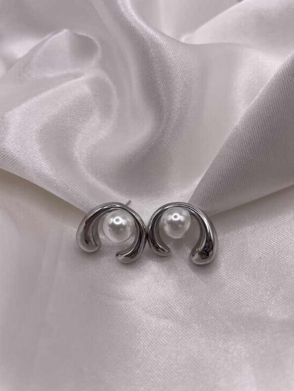 PEARL EARRINGS - Image 2