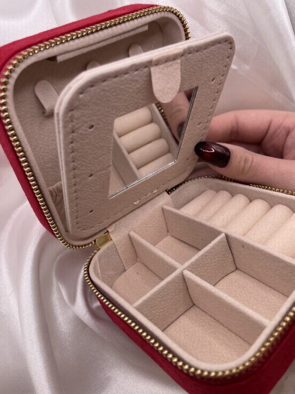 RED VELVET TRAVEL CASE - Image 3