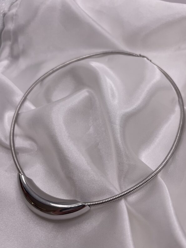 SIMPLE NECKLACE