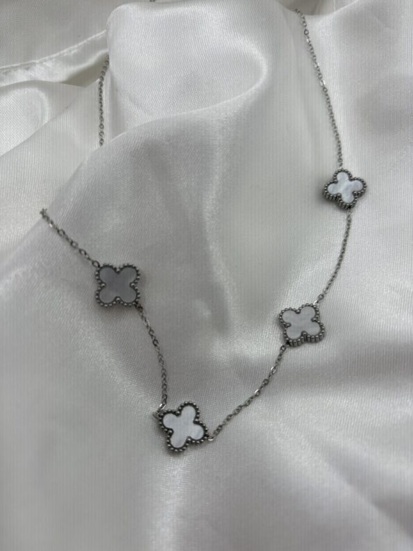 VAN SILVER NECKLACE