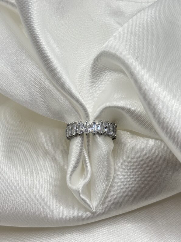 ZIRCON RING