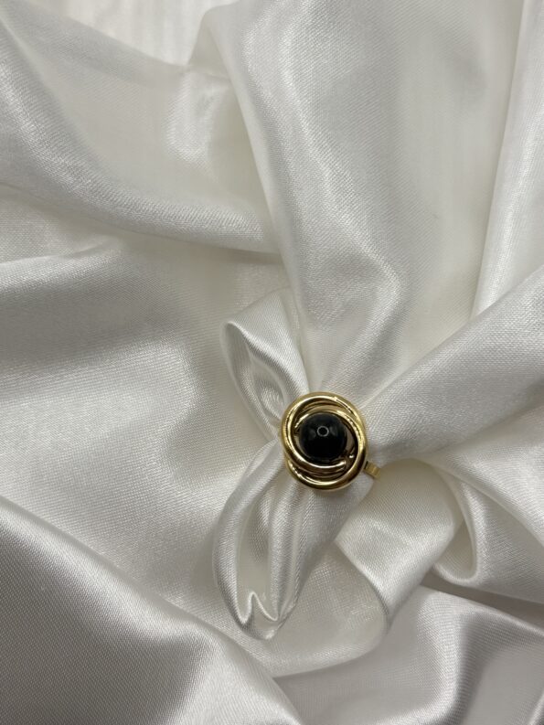 VINTAGE BLACK RING