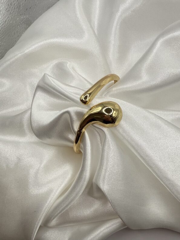 DROP GOLD BRACELET