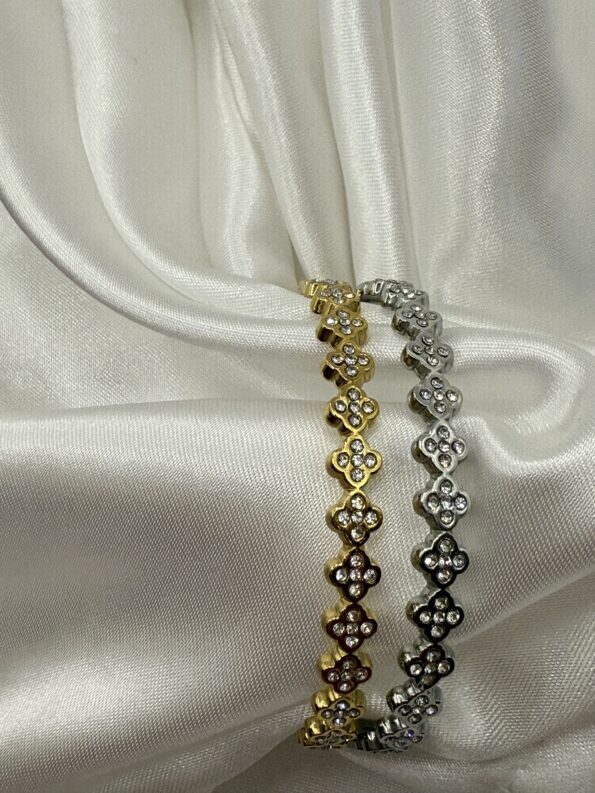 LOVELY VAN BRACELET