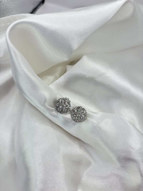 ZIRCON CLIP EARRINGS - Image 2