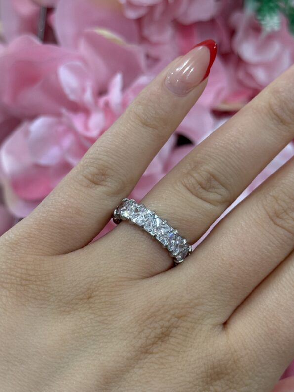 DAILY ZIRCON RING