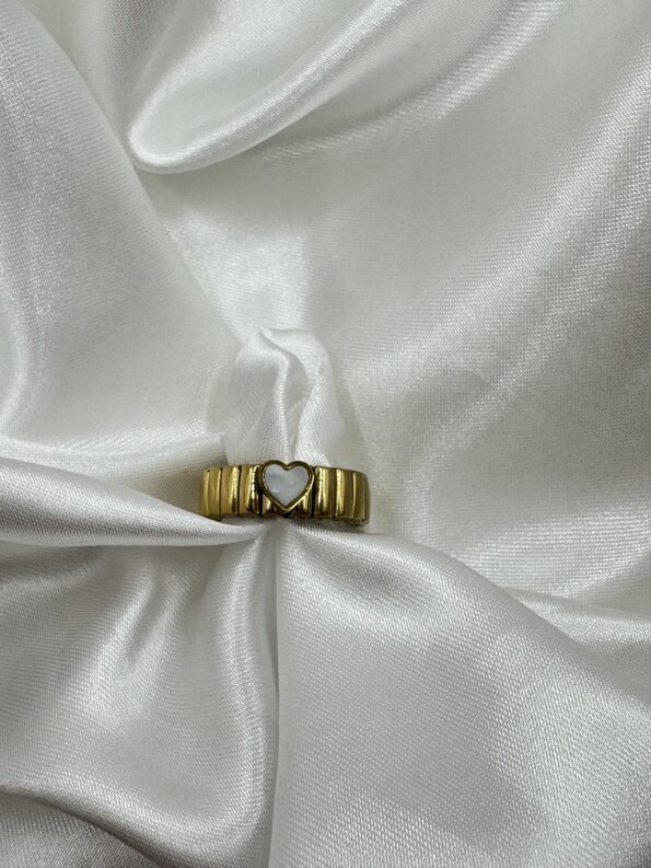 LOVE RING